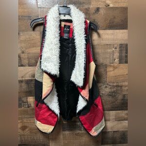 Me Jane Plaid Faux Shearling Vest Womens Size L Sleeveless Open Front Boho